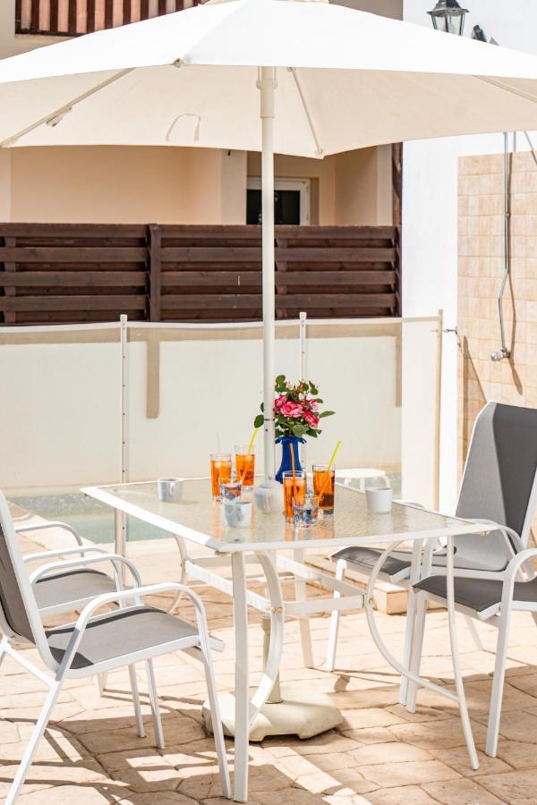 איה נאפה Villa Rosedale By Ezoria Villas מראה חיצוני תמונה